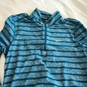 Like new Nike running shirt - small